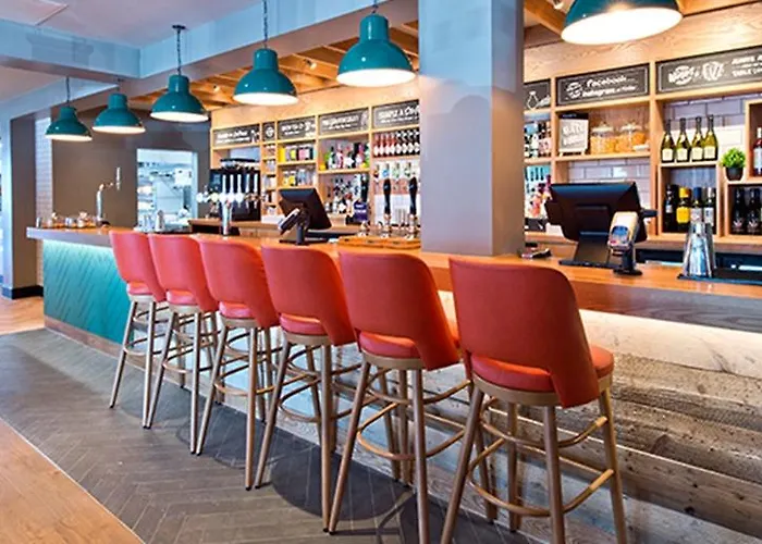 Premier Inn West Bromwich Town Centre